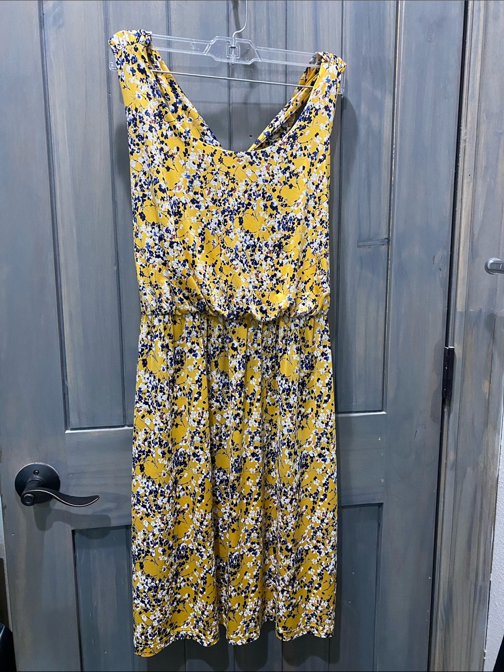 Kaileigh Yellow Floral Sleeveless Midi Dress with Navy Accents